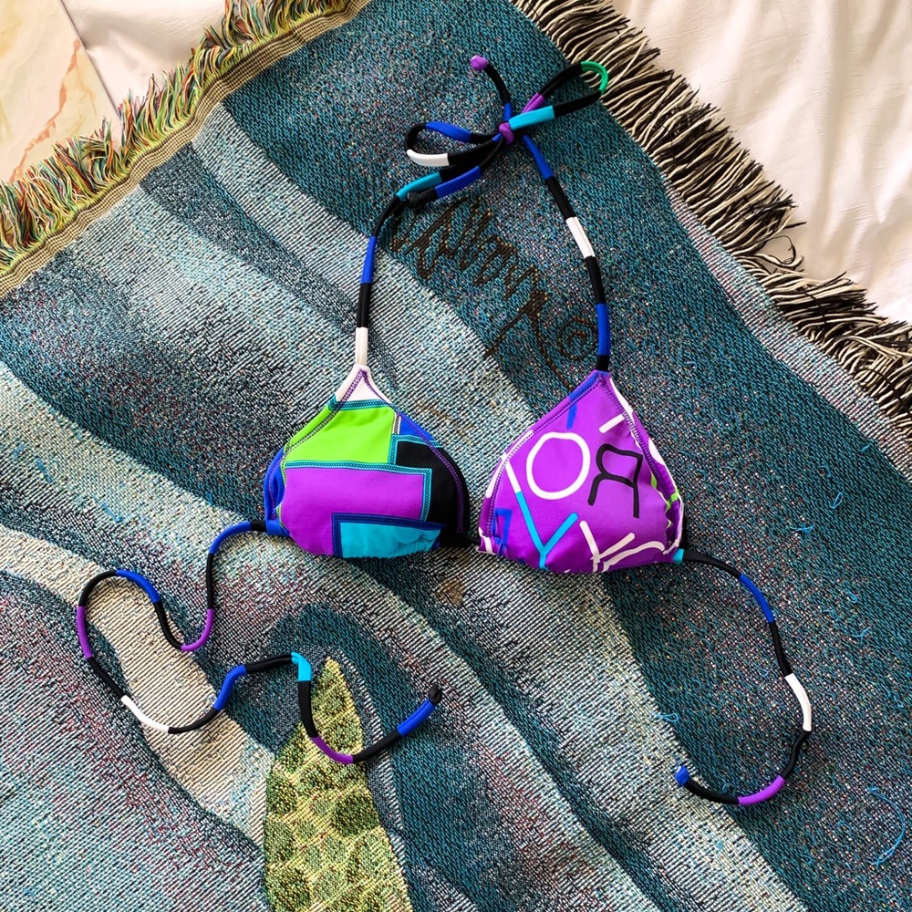 reversible Roxy bikini top!